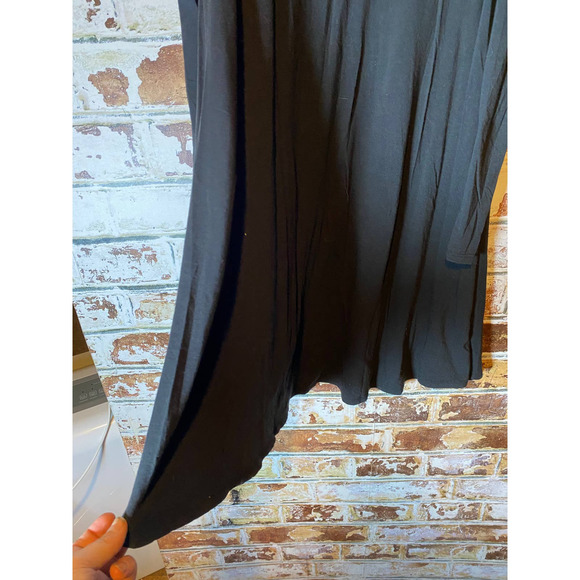 TOPSHOP Modal & Cotton Cold Shoulder Knit Shift Swing Dress - Picture 7 of 12